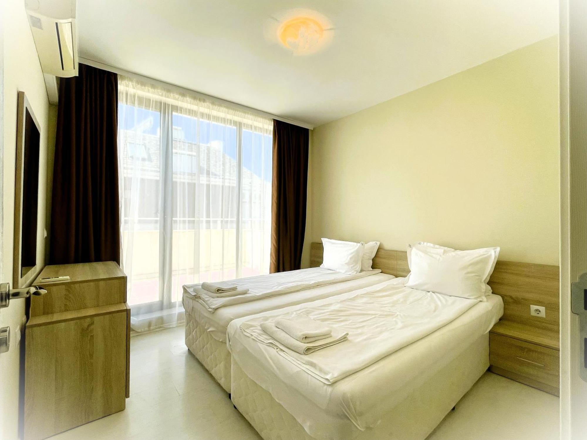 Apartments Stamopolu Lux With Pool View プリモルスコ エクステリア 写真